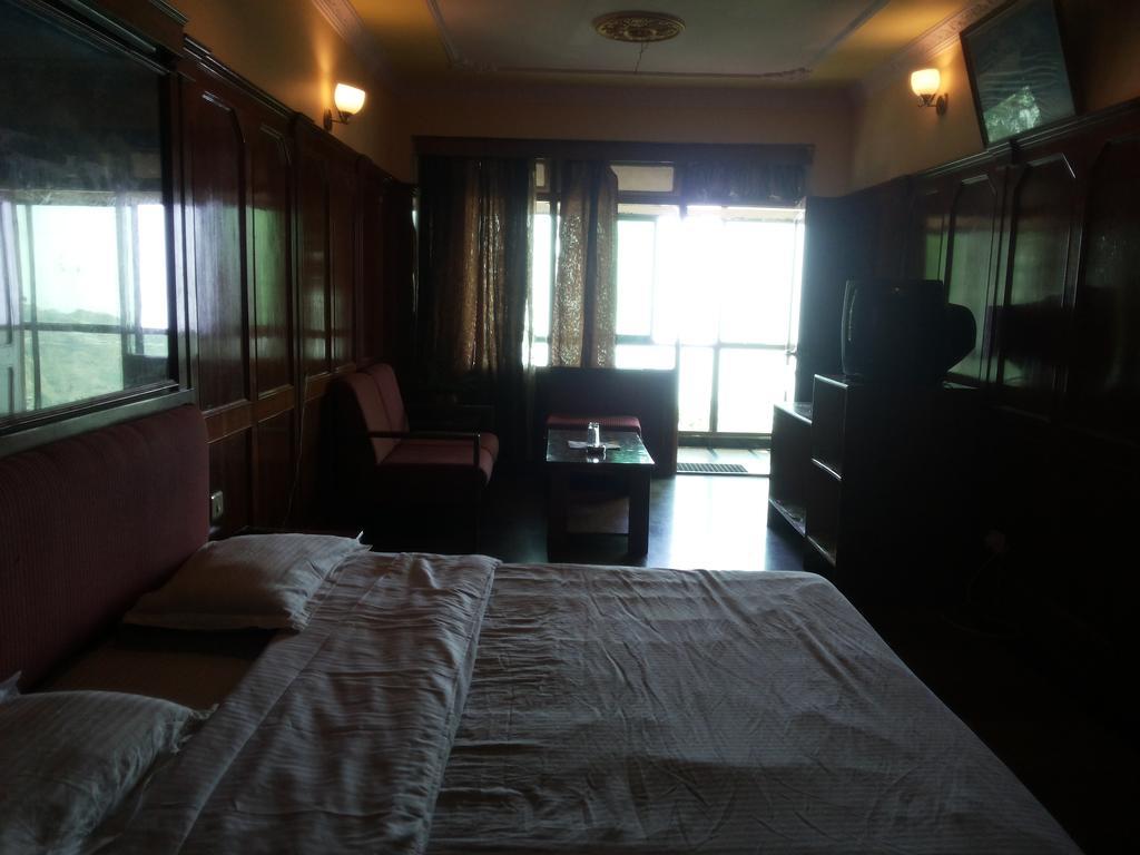 Valley View Hotel Mussoorie Δωμάτιο φωτογραφία